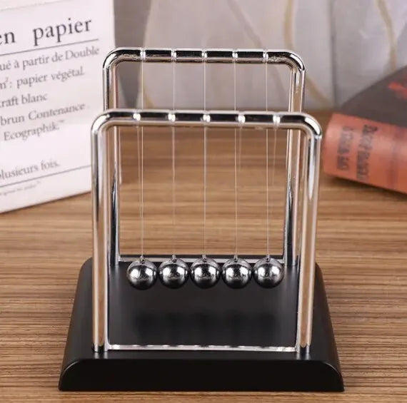 Newton’s Cradle – Physics Ornament & Stress Relief Toy